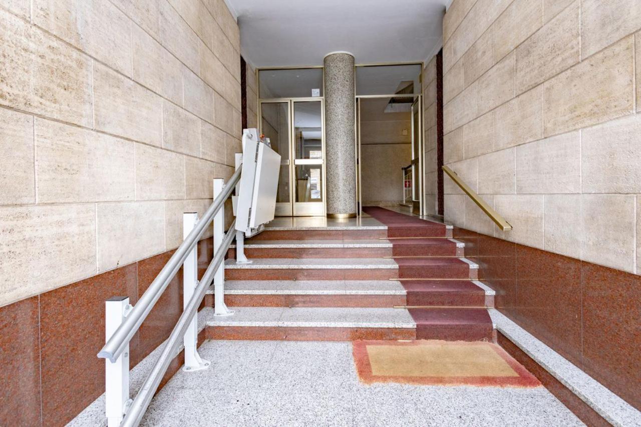 Dolce Casa Di Sve Vicino La Stazione Apartment Genoa Exterior photo